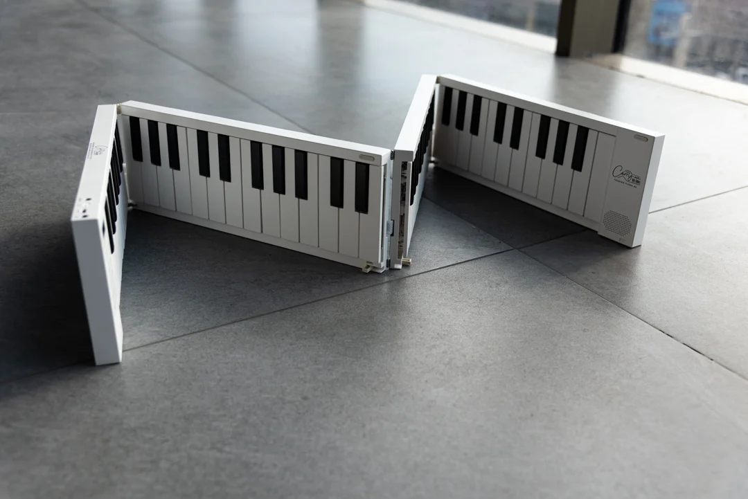 پیانو دیجیتال تاشو Blackstar مدل Carry-On 88-Key Folding WH