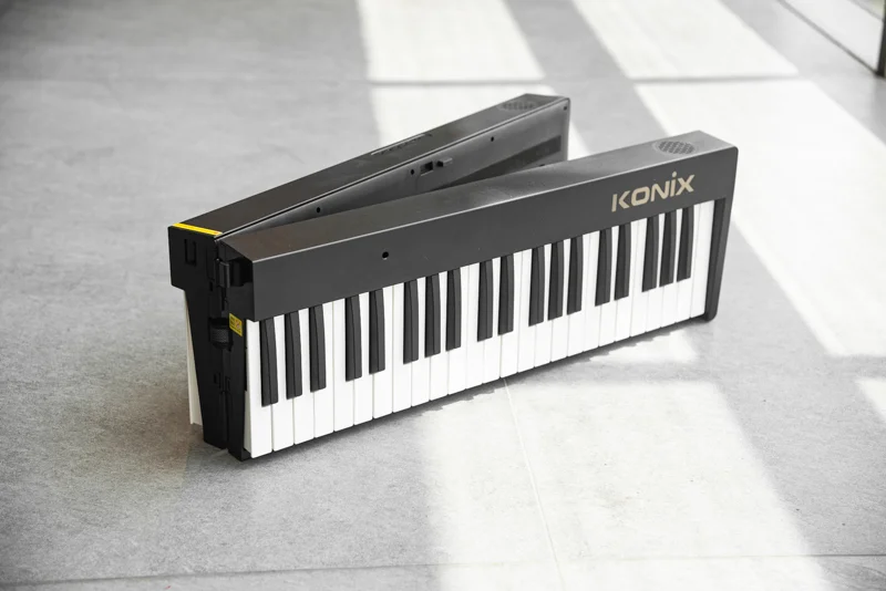 پیانو دیجیتال تاشو Konix مدل PJ88C Black